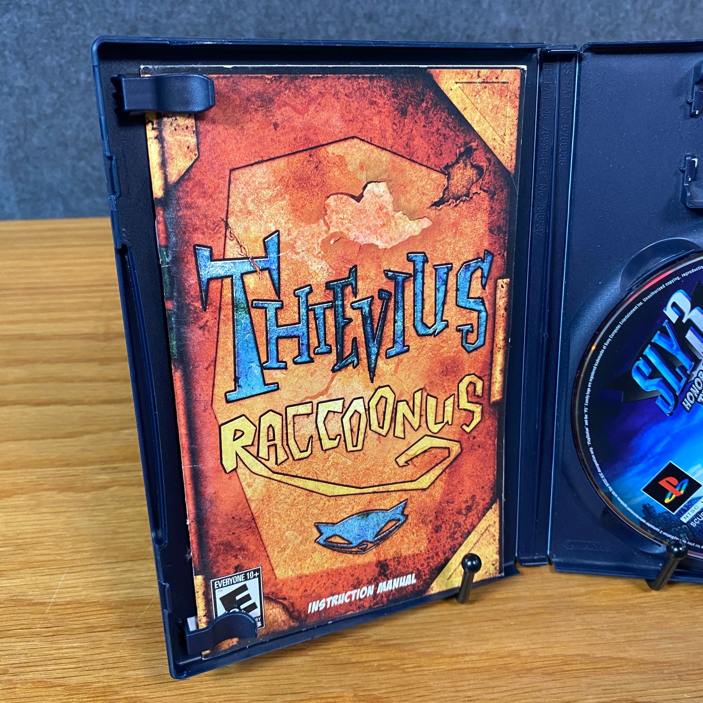 PS2 Sly 3 Honor Among Thieves